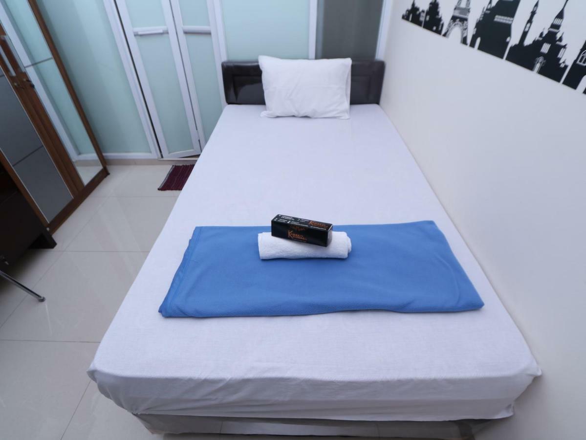 Hotel Kamar Keluarga Tanah Abang à Jakarta Extérieur photo