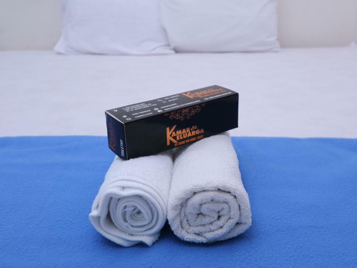 Hotel Kamar Keluarga Tanah Abang à Jakarta Extérieur photo