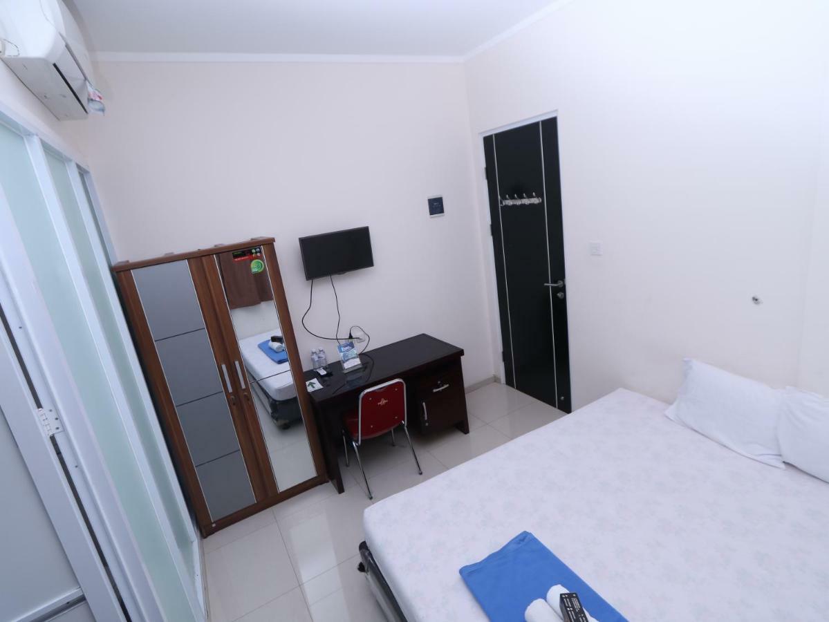 Hotel Kamar Keluarga Tanah Abang à Jakarta Extérieur photo